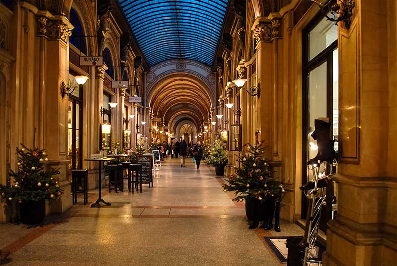 مغازه یا خانه