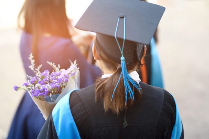 graduate ۲۹ چیزی که آرزو داشتم پس از فارغ التحصیلی از دانشگاه میدانستم