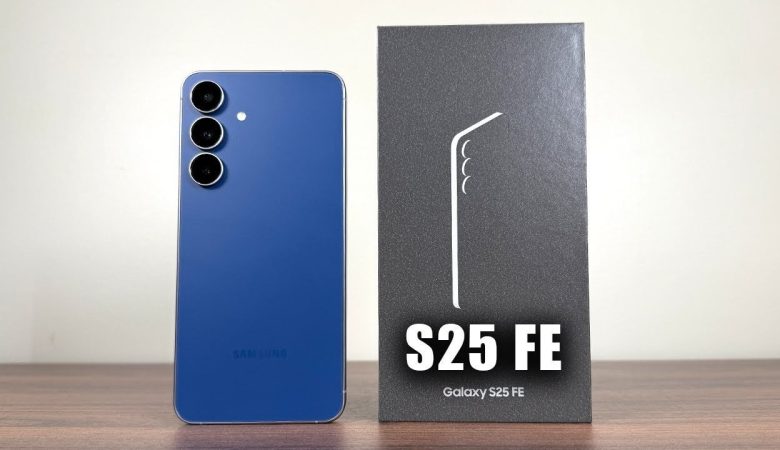 Samsung Galaxy S25 FE unboxed with key features highlighted