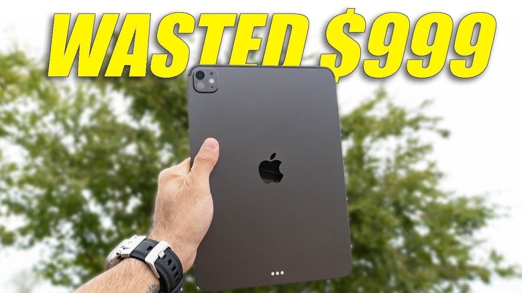 Side-by-side comparison of iPad Pro M5 and M4 models